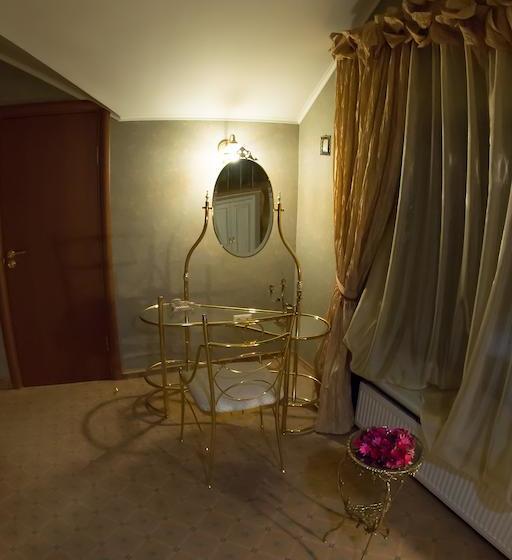 Hotel Ekaterinin Dvor 18