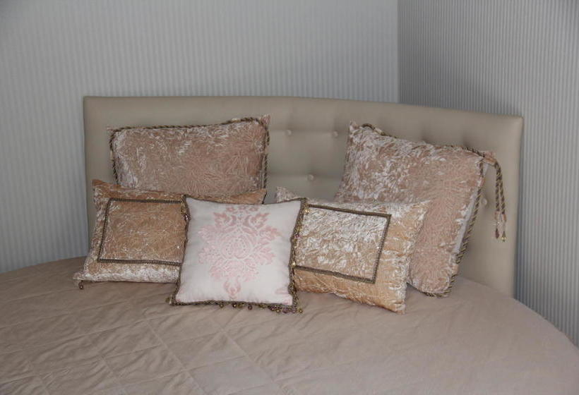 Hotel Togliatti Poruchik Golitsyn 9