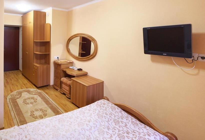 Hotel Gostinitsa Saratovskaya 6