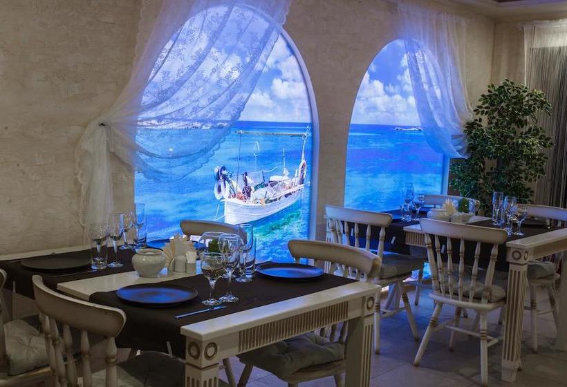 Hotel Novorossiysk 4