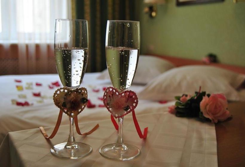 Equator Hotel Samara