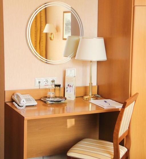 Equator Hotel Samara 12