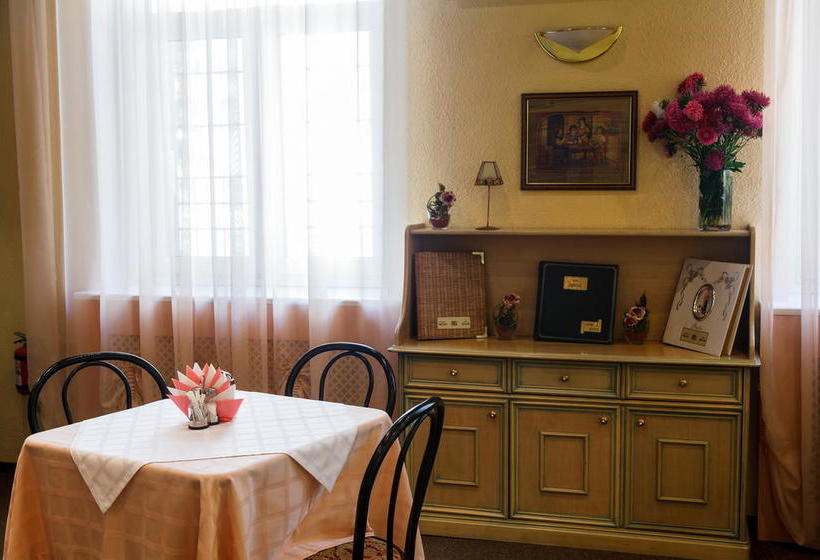 Equator Hotel Samara 17