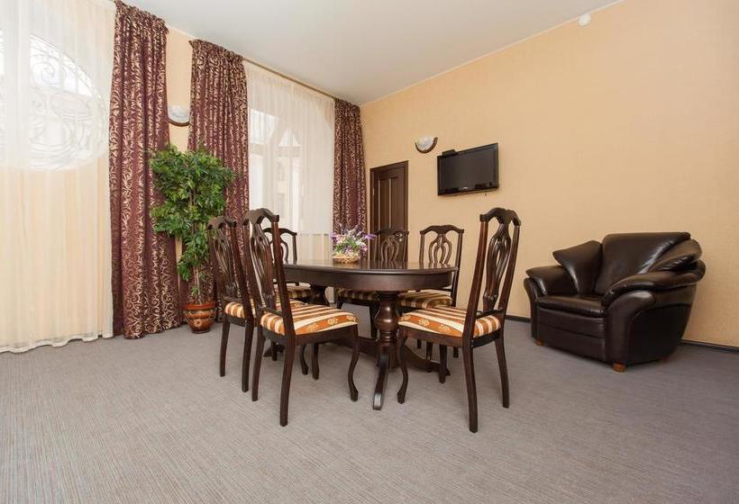 Hotel Regina Na Universitetskoy 3