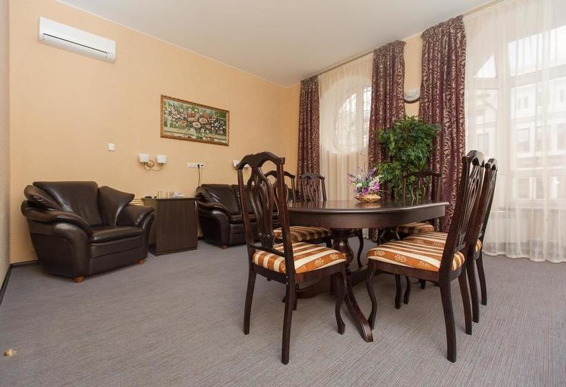 Hotel Regina Na Universitetskoy 4