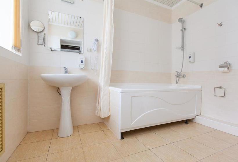 Hotel Regina Na Universitetskoy 7