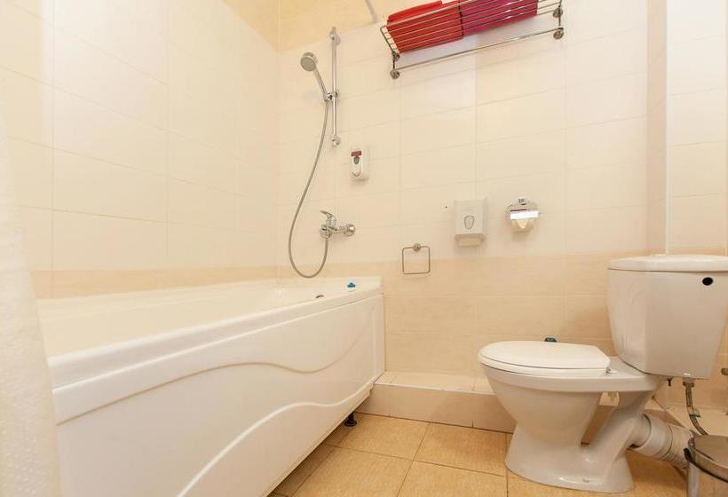 Hotel Regina Na Universitetskoy 9