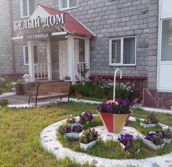 Hotel Bely Dom
