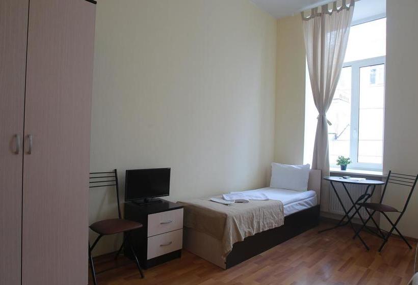 Hotel Nevsky 140 12