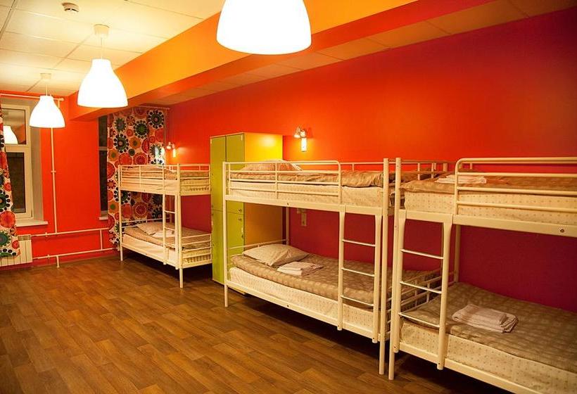 Hostel Friends On Vosstaniya 19