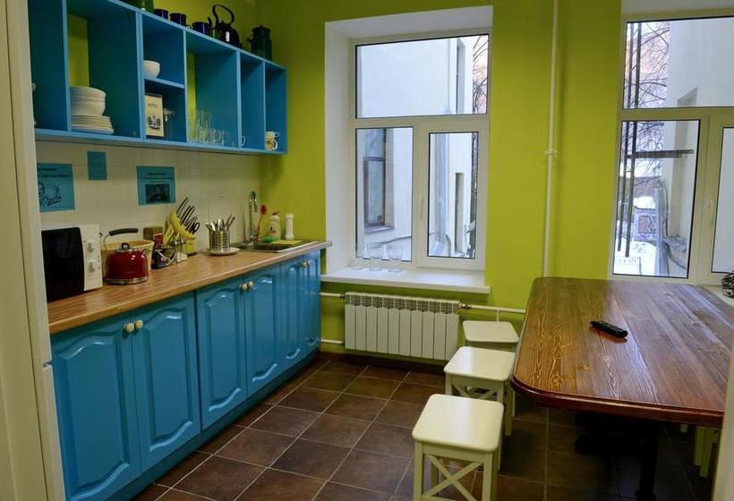 Hostel Friends On Vosstaniya 20