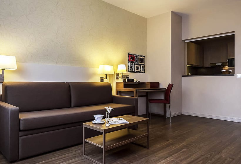 Adagio Moscow Kievskaya 9