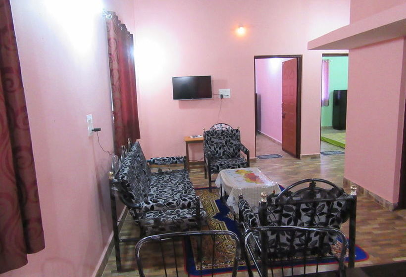 Pension Mandrem Beach Guest House Goa 7