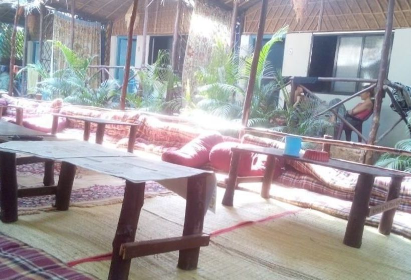 Pensión Rudra Holidays Guest House