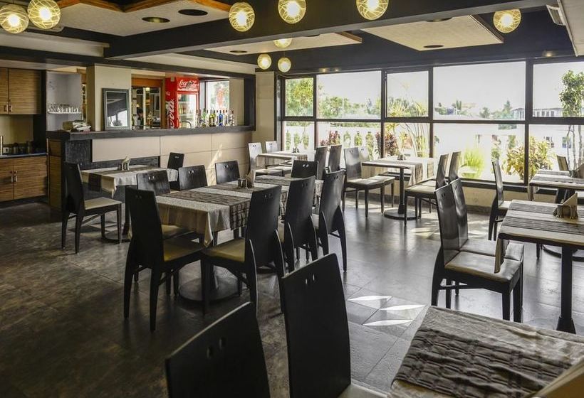 Hotel Oyo Premium Panjim Porvorim Highway 12