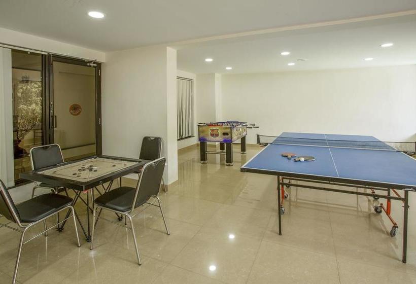 Rendezvous Beach Resort 13