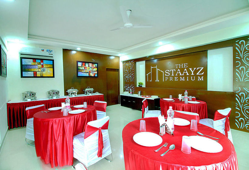 Hotel Staayz Premium 19
