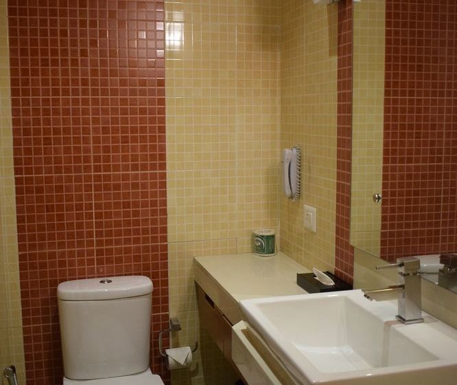 Hotel Misaki Manesar 12