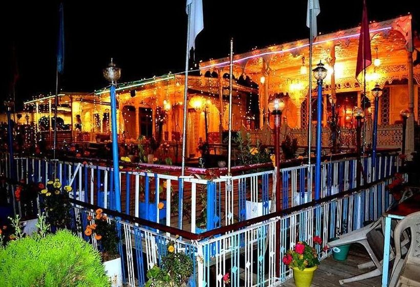 Hotel Aziz Palace Group Of Houseboats Srinagar