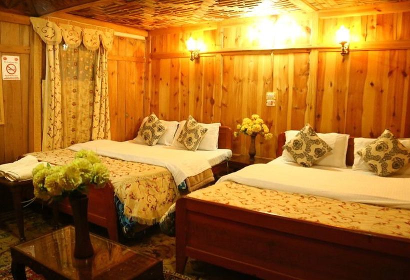 Hotel Aziz Palace Group Of Houseboats 7