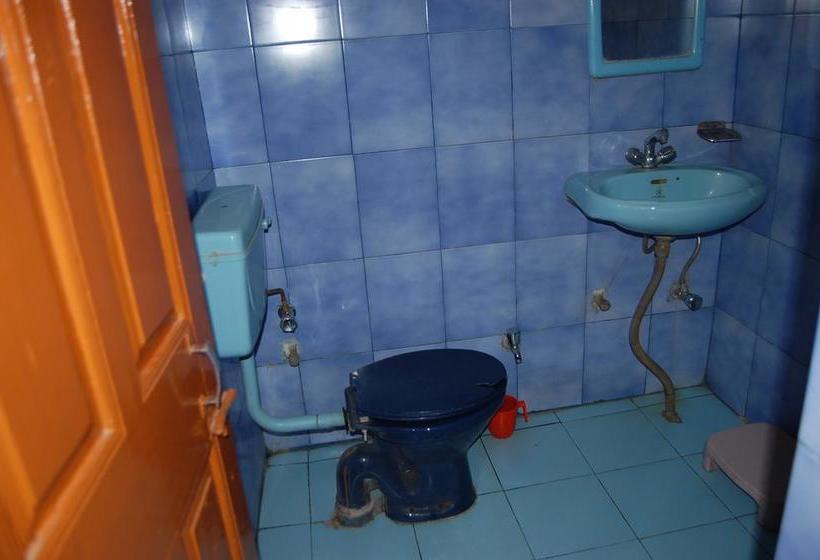 Hotel Paradise Inn 3