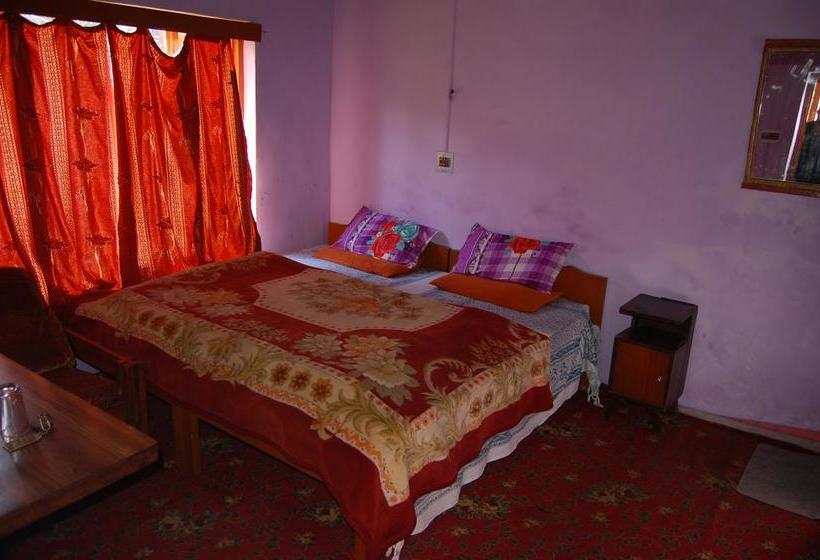 Hotel Paradise Inn 7