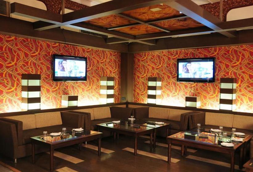 Hotel Mohan Lucknow 9