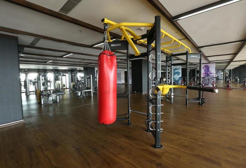 Hotel Grand O7 Suites & Conventions 11