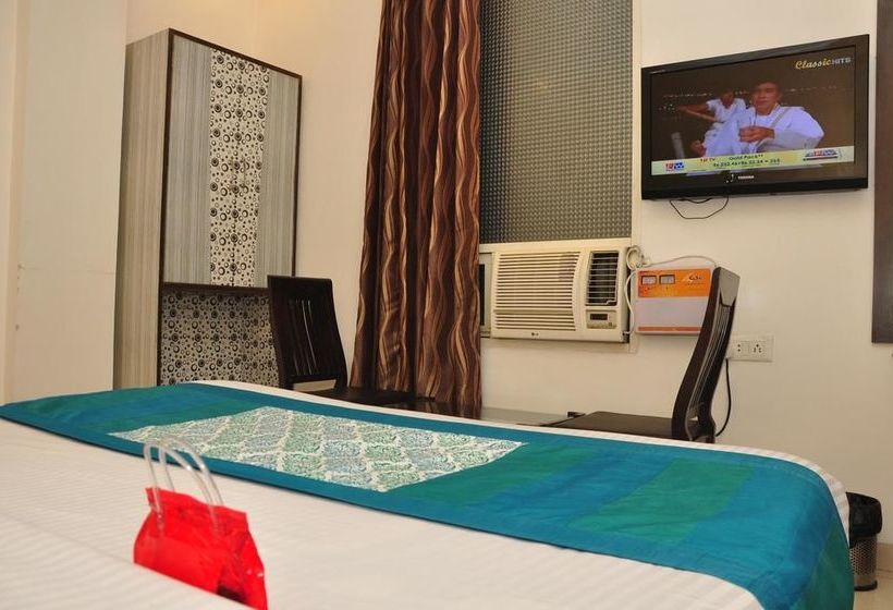 Hotel Oyo Rooms Bus Stand Chowk 13