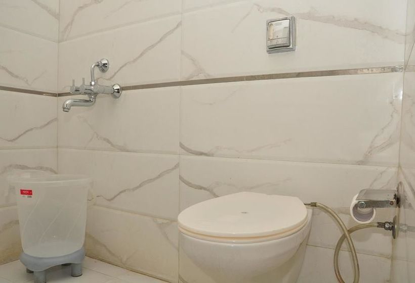 Hotel Oyo Rooms Bus Stand Chowk 15