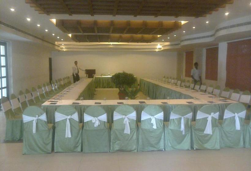 Hotel Golden Orchid 17