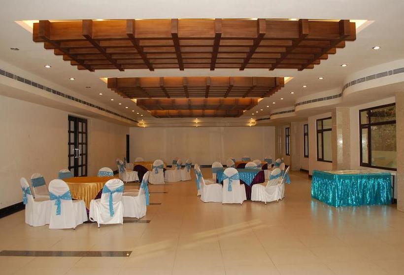 Hotel Golden Orchid 9