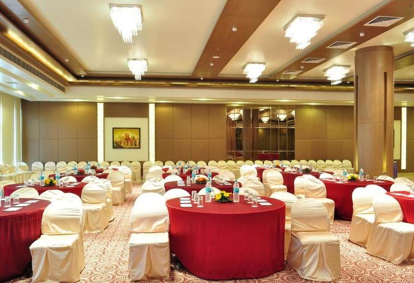 Hotel The Grand Jbr 2