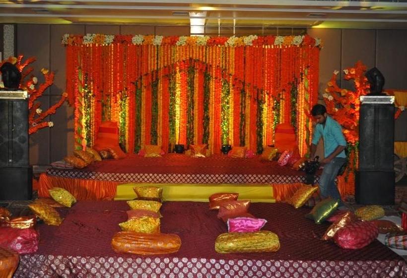 Hotel The Grand Jbr 4