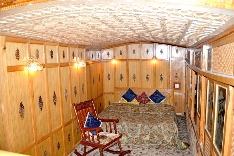 Hotel Shah Abbas Srinagar