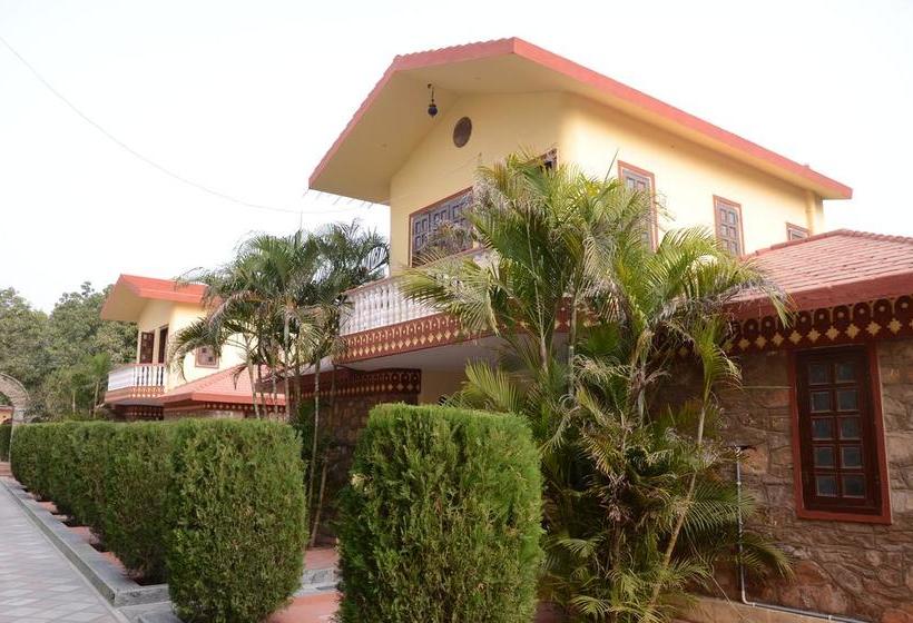 Hotel Sajjan Bagh Resort 4