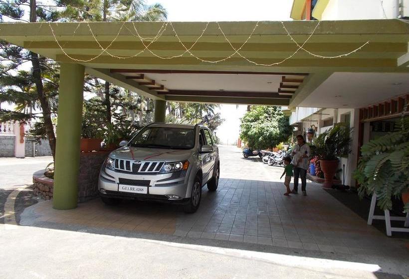 Hotel Sandy Resort 8