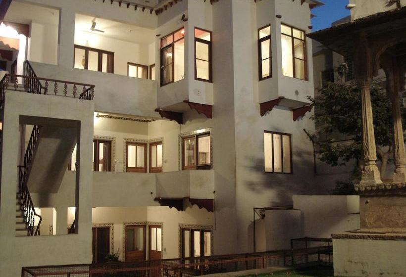 Hotel Haveli Braj Bhushanjee 13