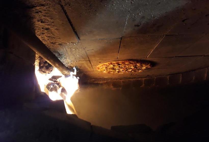 Hôtel Castle House 3