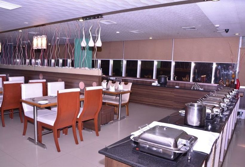 Hotel The Continental 12