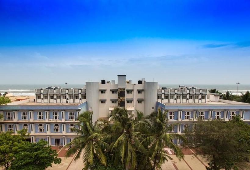 Hotel Vijoya International