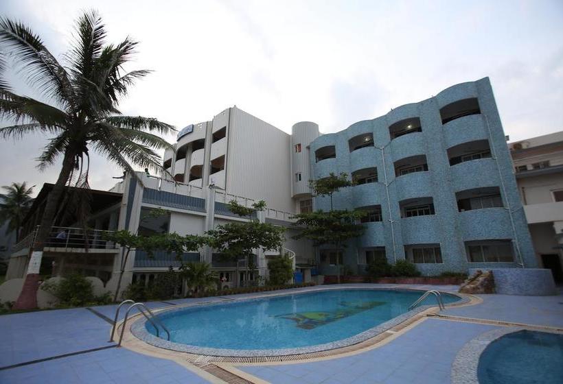 Hotel Vijoya International 10