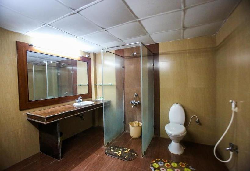 Hotel Vijoya International 14