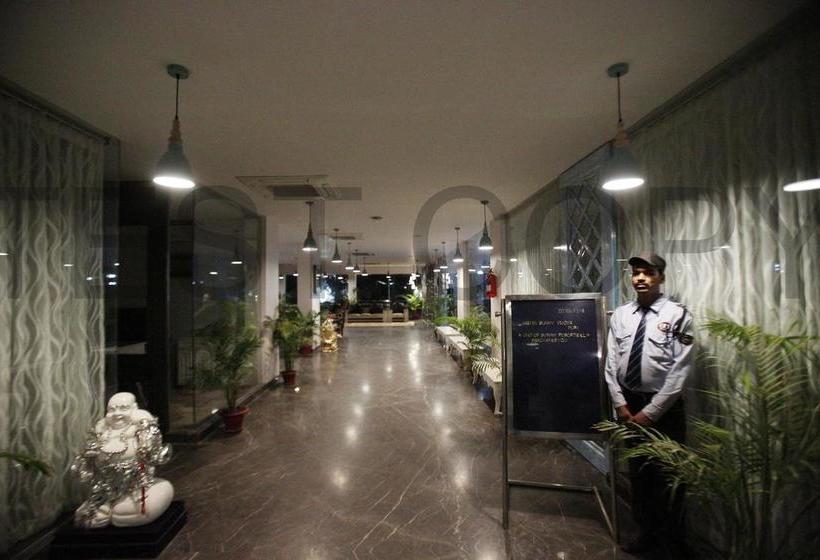 Hotel Vijoya International 6