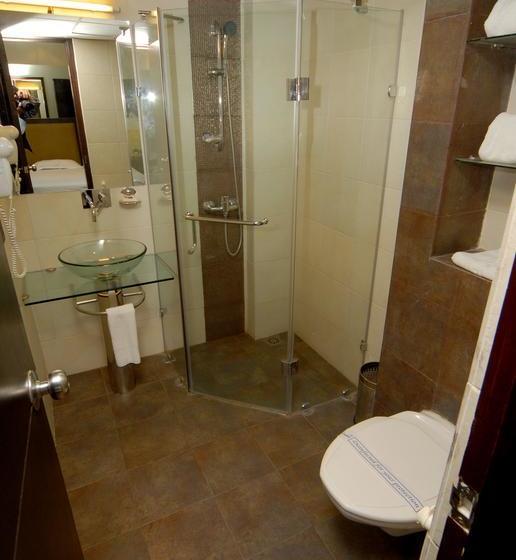 Hotel Arif Castles 17