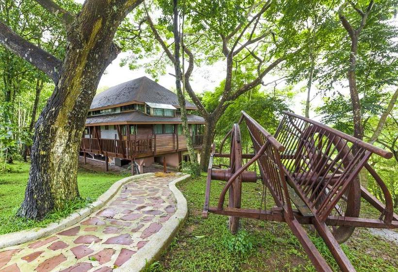 Resort Village Farm And Winery 9