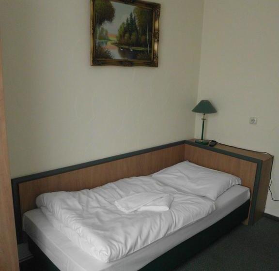 Hotel Restaurant Deutsches Haus Sokrates 2