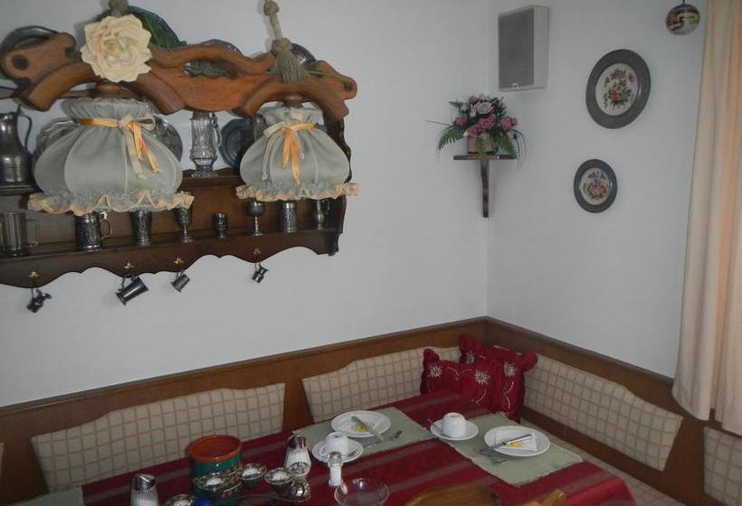 Bed & Breakfast Gästehaus Brigitte 15