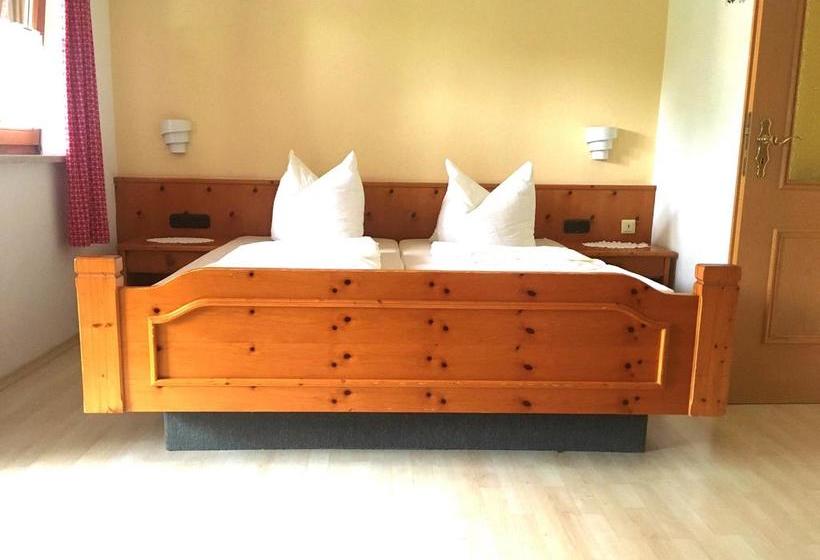 Bed & Breakfast Gästehaus Brigitte 4