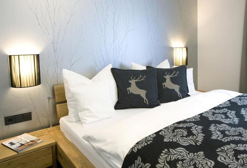 Angelikas Hotel Garnis 12